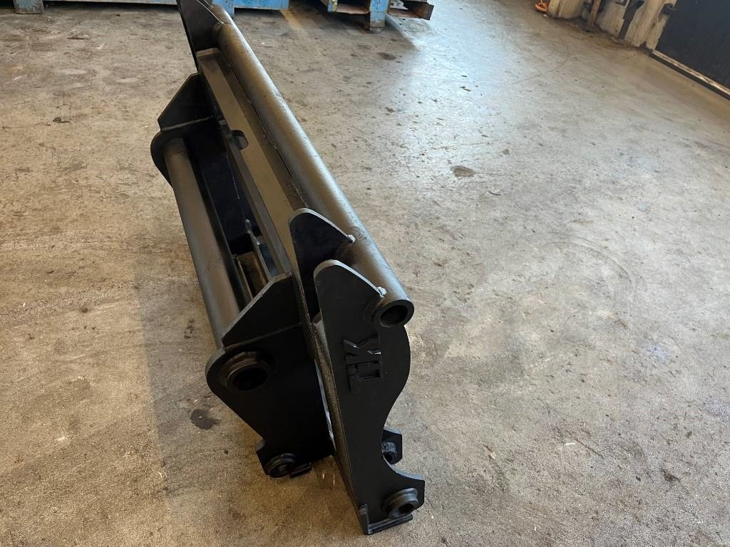 Adapter Manitou till Volvo Stora Bm - Implemento para Maquinaria de construcción: foto 2 Adapter Manitou till Volvo Stora Bm - Implemento para Maquinaria de construcción: foto 2