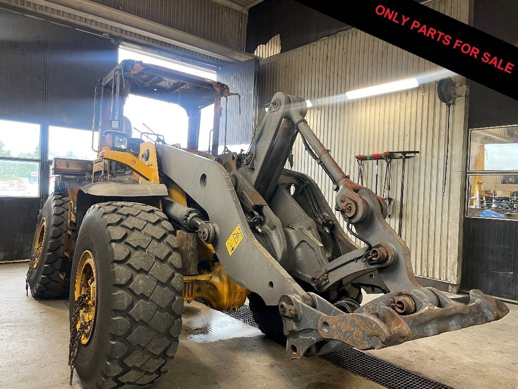 Volvo L 120 F Dismantled: only spare parts - Cargadora de ruedas: foto 1 Volvo L 120 F Dismantled: only spare parts - Cargadora de ruedas: foto 1
