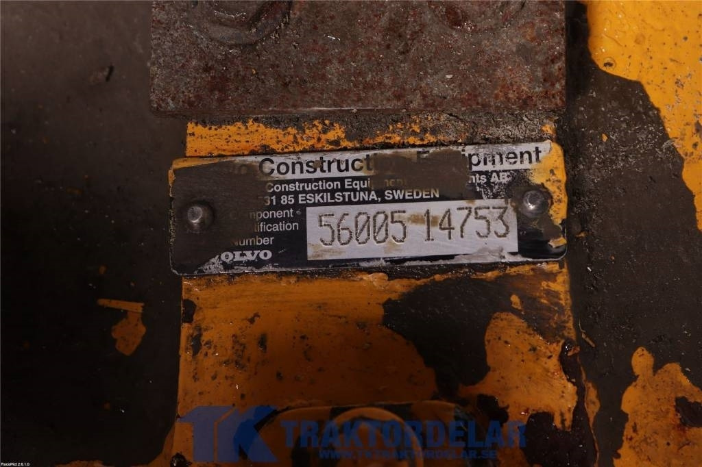 Volvo L 120 G Framvagn - Eje y piezas para Maquinaria de construcción: foto 3 Volvo L 120 G Framvagn - Eje y piezas para Maquinaria de construcción: foto 3