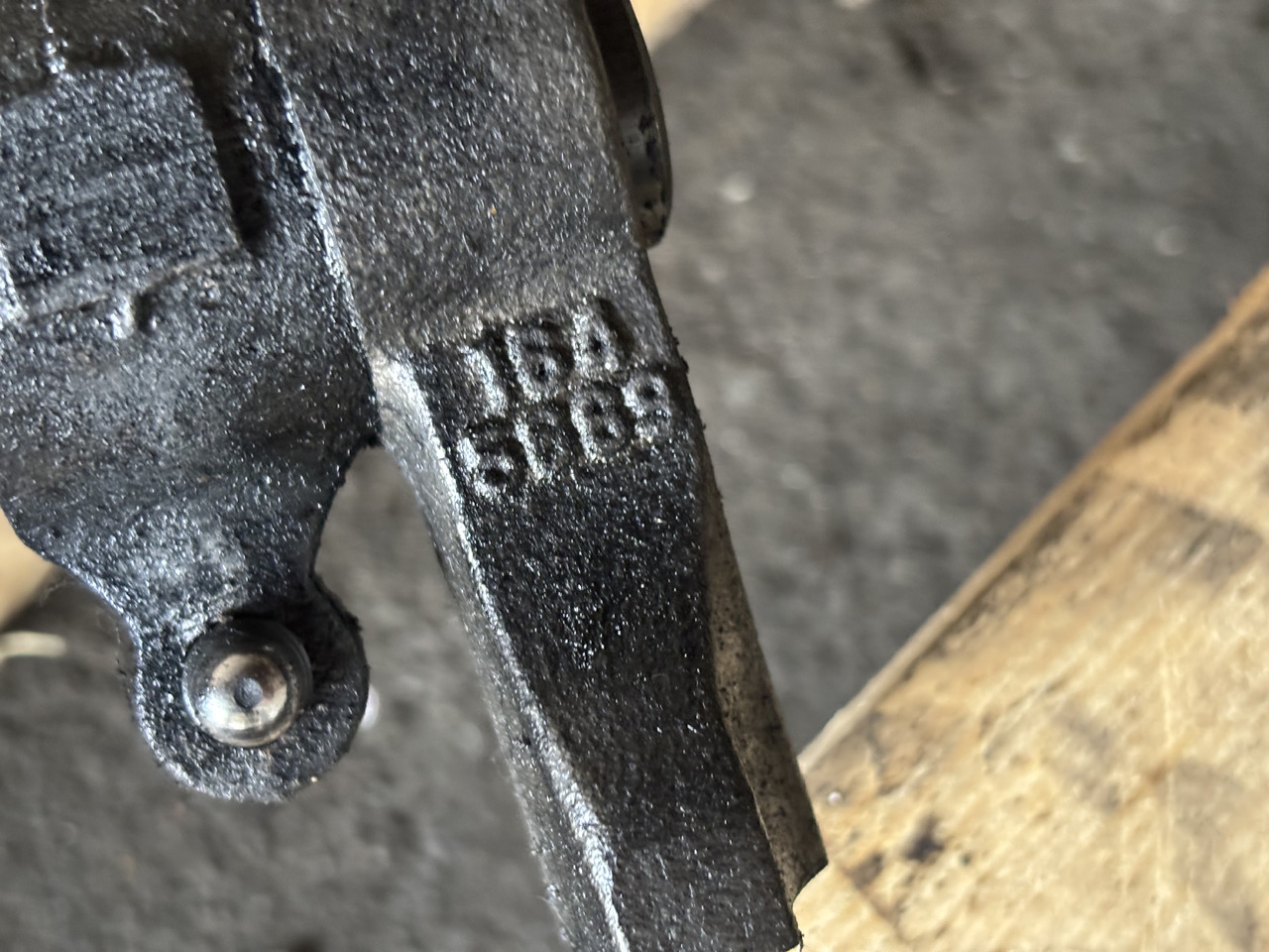 CAT Caterpillar C9 Klawiatura Dźwigienka Popychacz - Transmisión para Maquinaria agrícola: foto 3 CAT Caterpillar C9 Klawiatura Dźwigienka Popychacz - Transmisión para Maquinaria agrícola: foto 3