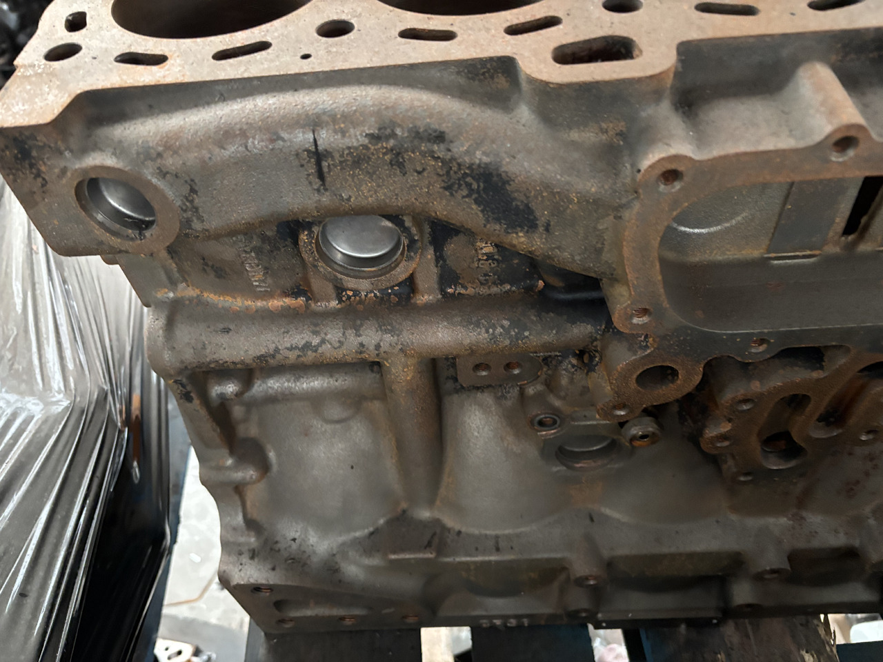 Caterpillar CAT C6.6 Blok Silnika 306-6845 - Bloque de cilindros para Maquinaria agrícola: foto 2 Caterpillar CAT C6.6 Blok Silnika 306-6845 - Bloque de cilindros para Maquinaria agrícola: foto 2