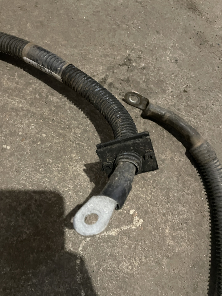 Claas Arion 550-520 650-620 - kabel wiązka elektryczna 0021503002 - Cables/ Alambres para Tractor: foto 3 Claas Arion 550-520 650-620 - kabel wiązka elektryczna 0021503002 - Cables/ Alambres para Tractor: foto 3