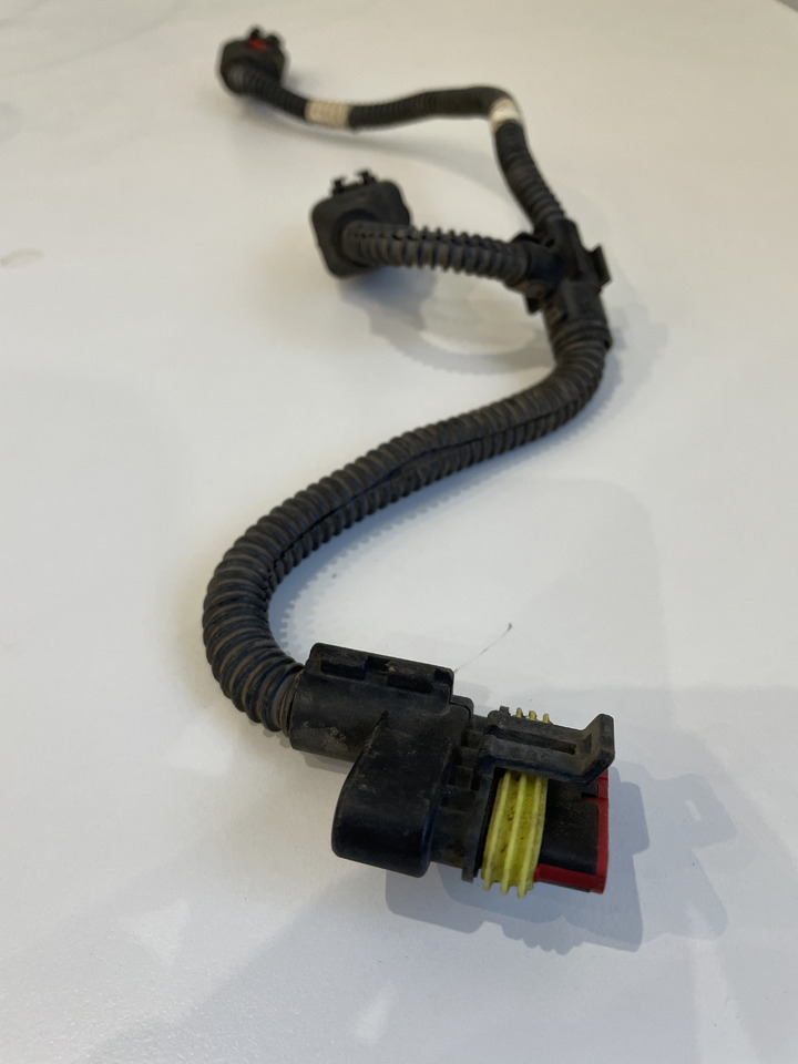 Claas Arion 550-520 650-620 - kabel wiązka elektryczna 0021523032 - Cables/ Alambres para Tractor: foto 1 Claas Arion 550-520 650-620 - kabel wiązka elektryczna 0021523032 - Cables/ Alambres para Tractor: foto 1