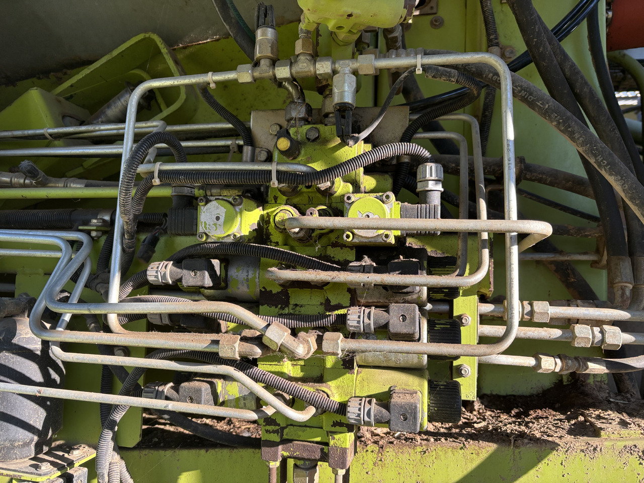 Claas Jaguar 800 820 840 860 880 Rozdzielacz Hydrauliczny Pompa Hydrauliczna - Bomba hidráulica para Maquinaria agrícola: foto 4 Claas Jaguar 800 820 840 860 880 Rozdzielacz Hydrauliczny Pompa Hydrauliczna - Bomba hidráulica para Maquinaria agrícola: foto 4