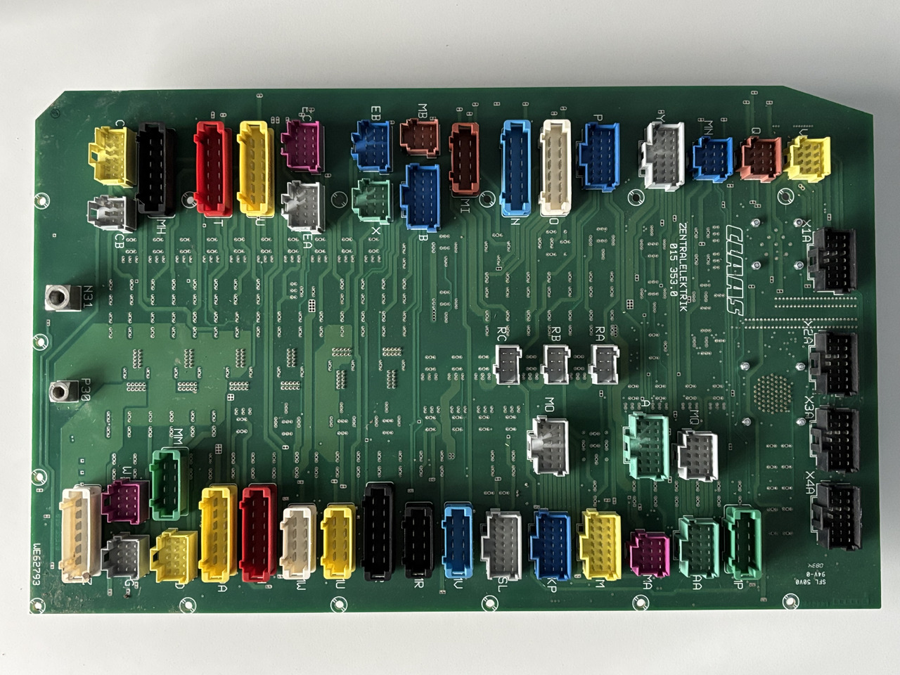 Claas Lexion 510 530 560 570 Płytka Bezpieczników Styków Modułów 0000153530 0000148031 - Fusible para Maquinaria agrícola: foto 1 Claas Lexion 510 530 560 570 Płytka Bezpieczników Styków Modułów 0000153530 0000148031 - Fusible para Maquinaria agrícola: foto 1