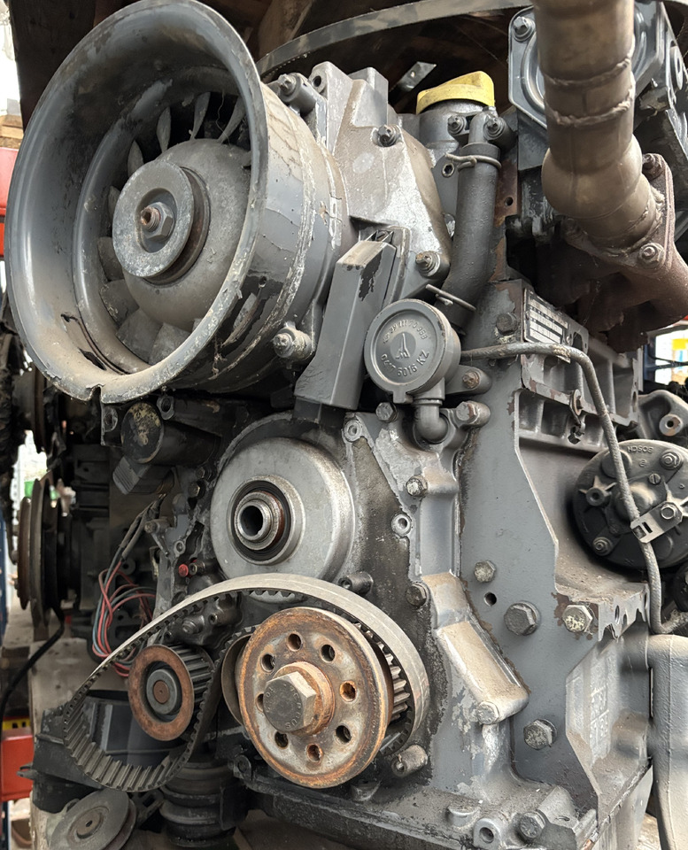 DEUTZ F3L 1011 F3L1011 Silnik - Motor para Maquinaria de construcción: foto 2 DEUTZ F3L 1011 F3L1011 Silnik - Motor para Maquinaria de construcción: foto 2