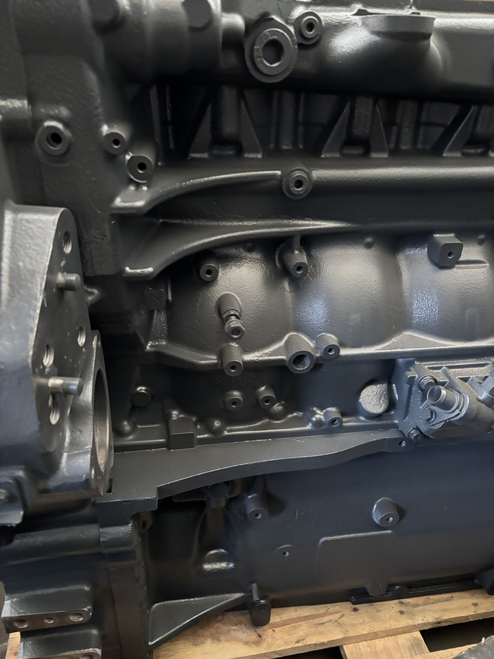 Fendt 936 Gen 7 Silnik D1556LE523 Miska Olejowa H218PF150163A CZĘŚCI - Cárter de aceite para Tractor: foto 3 Fendt 936 Gen 7 Silnik D1556LE523 Miska Olejowa H218PF150163A CZĘŚCI - Cárter de aceite para Tractor: foto 3