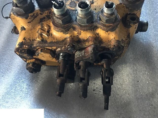 JCB 3cx - Rozdzielacz Przedni - Válvula hidráulica para Retroexcavadora: foto 3 JCB 3cx - Rozdzielacz Przedni - Válvula hidráulica para Retroexcavadora: foto 3
