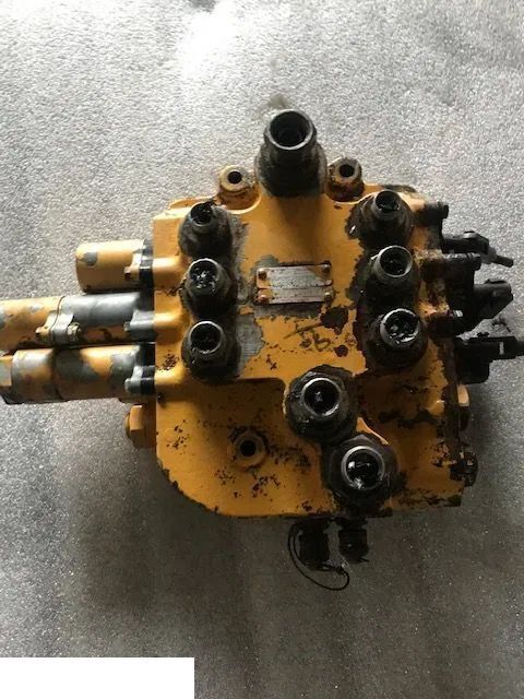 JCB 3cx Rozdzielacz - Przód - Válvula hidráulica para Retroexcavadora: foto 1 JCB 3cx Rozdzielacz - Przód - Válvula hidráulica para Retroexcavadora: foto 1