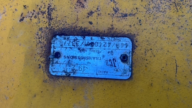 Jcb 3cx - obudowa mostu przedniego 448/42401 - Eje y piezas para Maquinaria agrícola: foto 2 Jcb 3cx - obudowa mostu przedniego 448/42401 - Eje y piezas para Maquinaria agrícola: foto 2