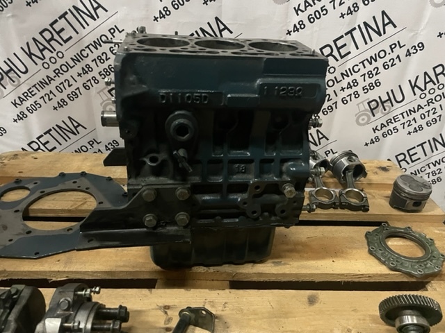 Kubota D1105 - Blok | Wał | Korbowód - Bloque de cilindros para Maquinaria agrícola: foto 1 Kubota D1105 - Blok | Wał | Korbowód - Bloque de cilindros para Maquinaria agrícola: foto 1