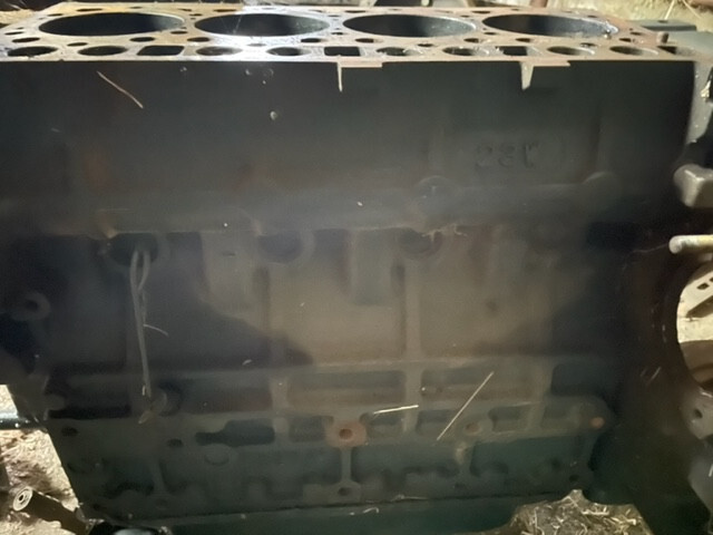 Kubota V2203 Blok cylindrów Kubota 2.197 - Bloque de cilindros para Maquinaria agrícola: foto 3 Kubota V2203 Blok cylindrów Kubota 2.197 - Bloque de cilindros para Maquinaria agrícola: foto 3