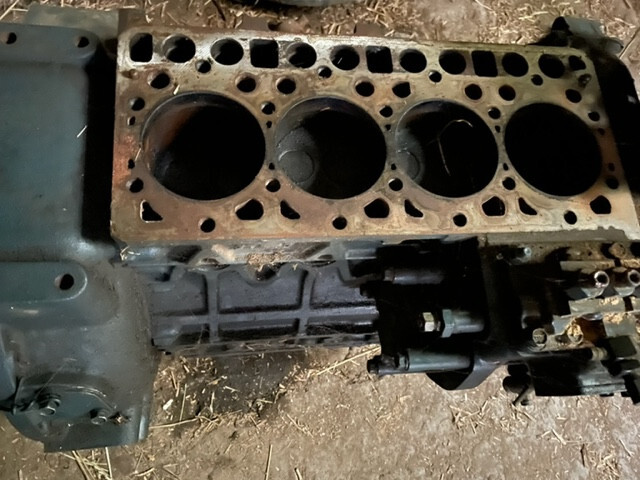 Kubota V2203 Blok cylindrów Kubota 2.197 - Bloque de cilindros para Maquinaria agrícola: foto 2 Kubota V2203 Blok cylindrów Kubota 2.197 - Bloque de cilindros para Maquinaria agrícola: foto 2