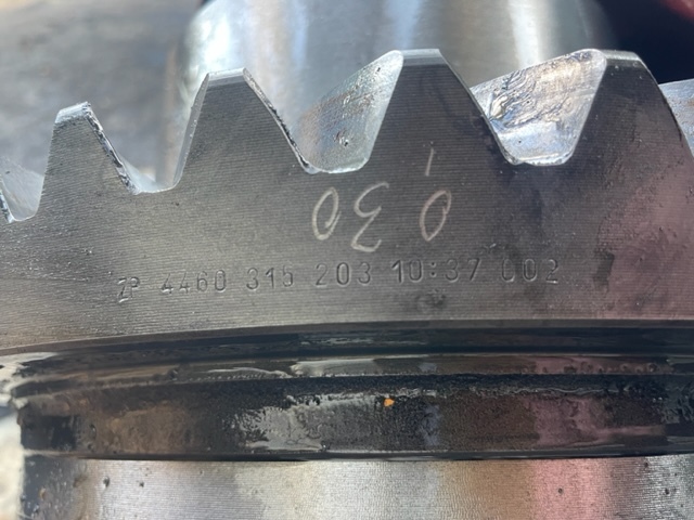 Liebherr L554 wkład mostu 10/37 Atak talerz mechanizm róźnicowy - Diferencial para Maquinaria de construcción: foto 3 Liebherr L554 wkład mostu 10/37 Atak talerz mechanizm róźnicowy - Diferencial para Maquinaria de construcción: foto 3