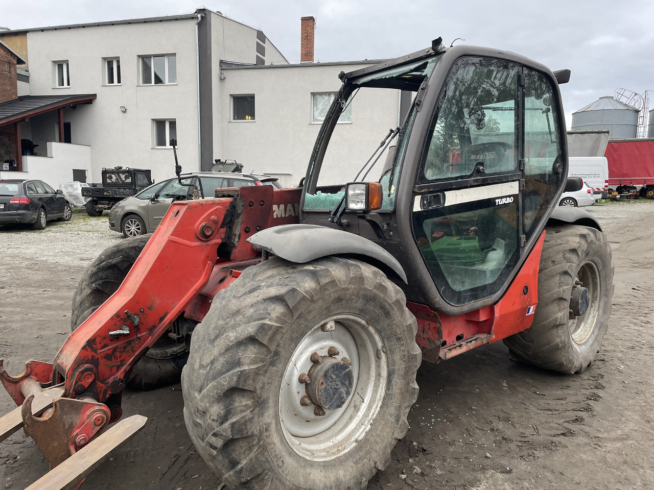 Manitou MLT 634 - CZĘŚCI - zwolnica dyfer zwrotnica most oś - Mangueta para Maquinaria agrícola: foto 3 Manitou MLT 634 - CZĘŚCI - zwolnica dyfer zwrotnica most oś - Mangueta para Maquinaria agrícola: foto 3