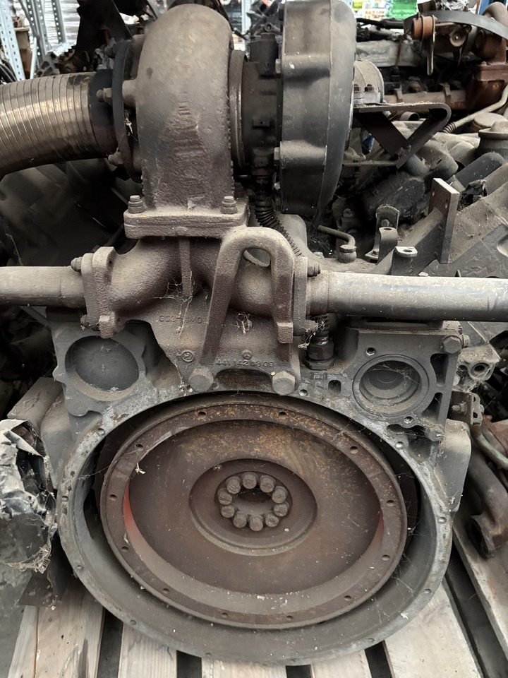 Mercedes-Benz OM 401 LA OM401LA  245 KM 9 572 cm³ Silnik Blok CZĘŚCI - Motor y piezas para Camión: foto 4 Mercedes-Benz OM 401 LA OM401LA  245 KM 9 572 cm³ Silnik Blok CZĘŚCI - Motor y piezas para Camión: foto 4