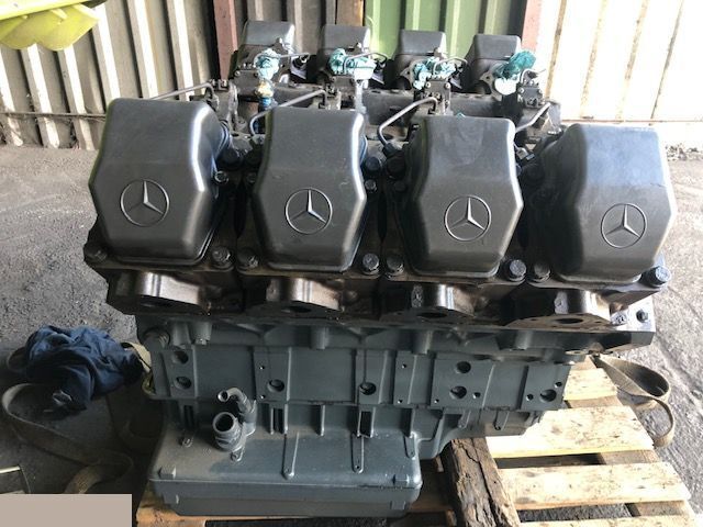 Mercedes OM 502LA - Głowica Cylindra - Cabezal de bloque para Maquinaria agrícola: foto 2 Mercedes OM 502LA - Głowica Cylindra - Cabezal de bloque para Maquinaria agrícola: foto 2
