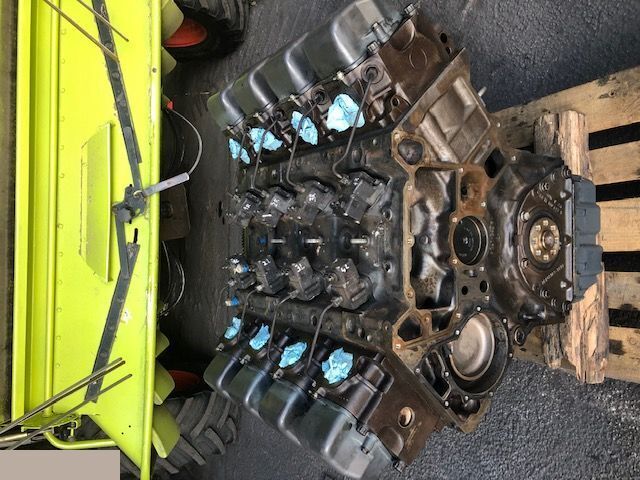 Mercedes OM 502LA - Głowica Cylindra - Cabezal de bloque para Maquinaria agrícola: foto 3 Mercedes OM 502LA - Głowica Cylindra - Cabezal de bloque para Maquinaria agrícola: foto 3