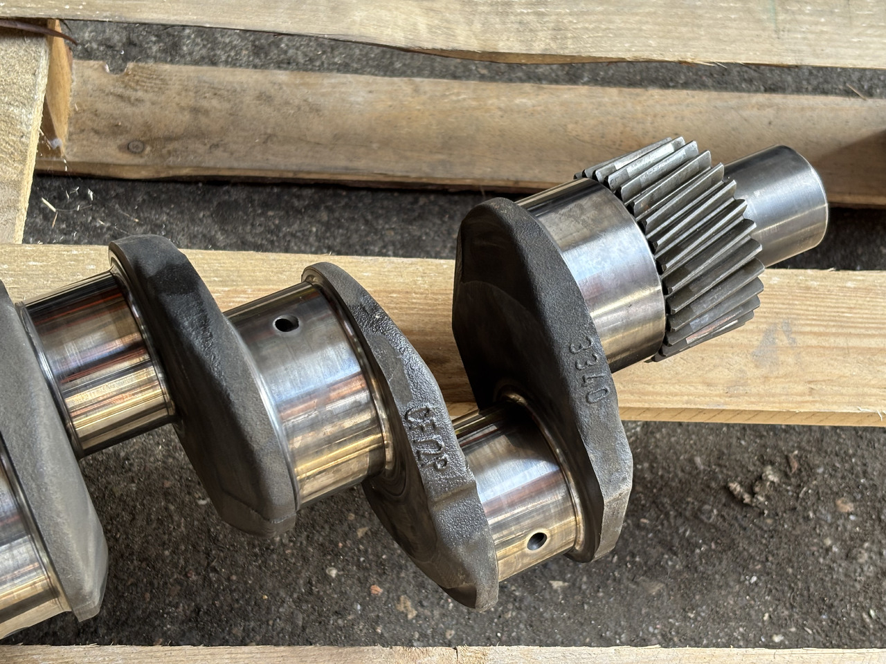 Mercedes OM366 Wał Korbowy 3660301602U 3660300702 3660301102 3660301402 - Cigüeñal para Maquinaria agrícola: foto 4 Mercedes OM366 Wał Korbowy 3660301602U 3660300702 3660301102 3660301402 - Cigüeñal para Maquinaria agrícola: foto 4