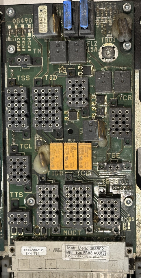 Merlo 068892 Kontroler Płyta Elektroniczna ECU MUGS UGS SGB Sterownik Bezpiecznik - Unidad de control para Maquinaria agrícola: foto 1 Merlo 068892 Kontroler Płyta Elektroniczna ECU MUGS UGS SGB Sterownik Bezpiecznik - Unidad de control para Maquinaria agrícola: foto 1