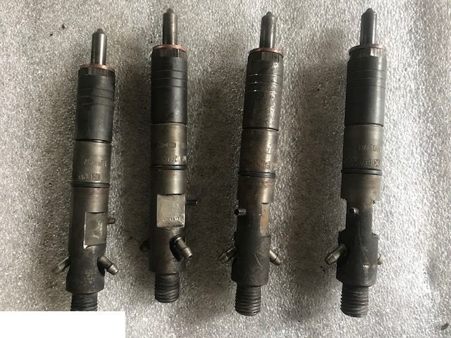 Perkins RG Delphi - Wtryskiwacze 2645K011 - Inyector para Maquinaria agrícola: foto 2 Perkins RG Delphi - Wtryskiwacze 2645K011 - Inyector para Maquinaria agrícola: foto 2