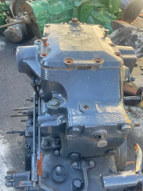 Same explorer podnośnik tylny obudowa części 001083905 - Piezas de recambio para Tractor: foto 2 Same explorer podnośnik tylny obudowa części 001083905 - Piezas de recambio para Tractor: foto 2