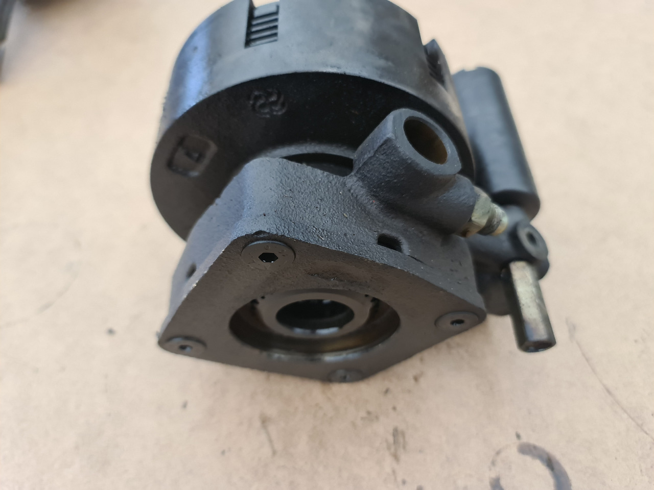 SAME Explorer II 2 CZĘŚCI - Caja de cambios y piezas para Maquinaria agrícola: foto 3 SAME Explorer II 2 CZĘŚCI - Caja de cambios y piezas para Maquinaria agrícola: foto 3