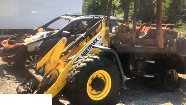 Yanmar V80 - Obudowa Mostu - Eje y piezas para Maquinaria agrícola: foto 4 Yanmar V80 - Obudowa Mostu - Eje y piezas para Maquinaria agrícola: foto 4