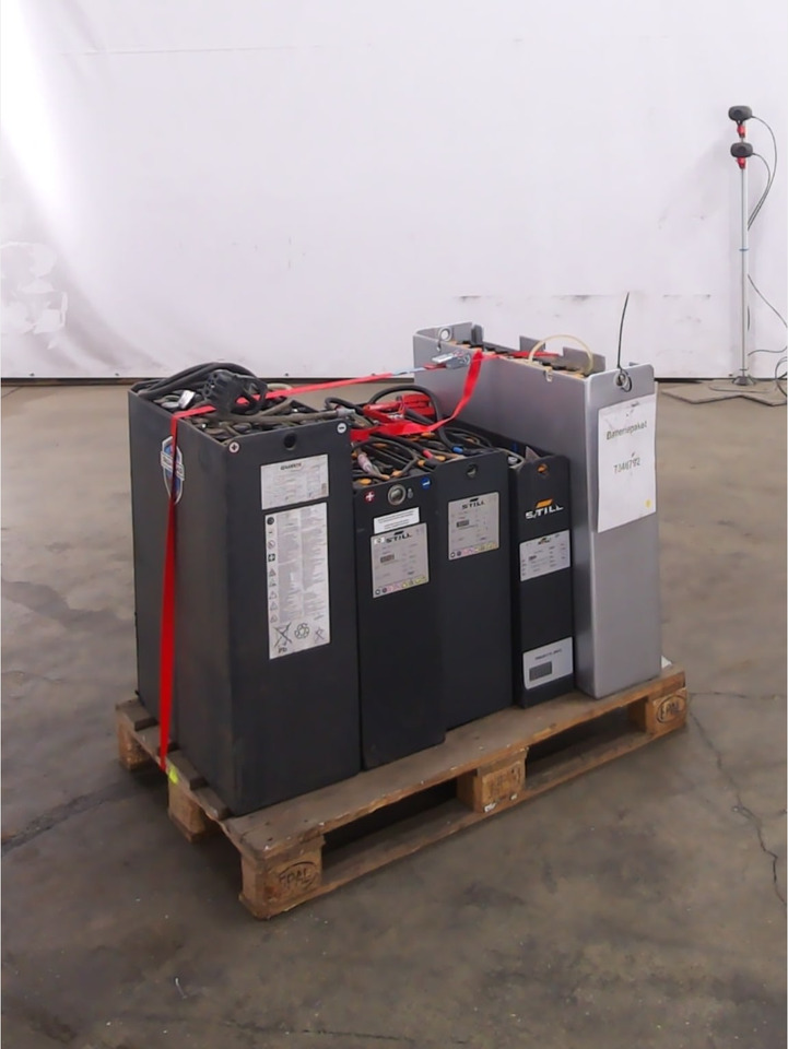 Battery Package 5x Batteries - Acumulador para Equipo de manutención: foto 1 Battery Package 5x Batteries - Acumulador para Equipo de manutención: foto 1