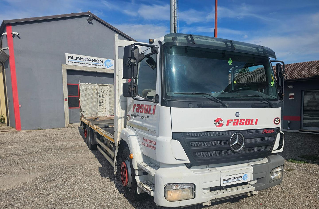 Pianale Mercedes AXOR 2533 - Grua de remolque autos: foto 2 Pianale Mercedes AXOR 2533 - Grua de remolque autos: foto 2