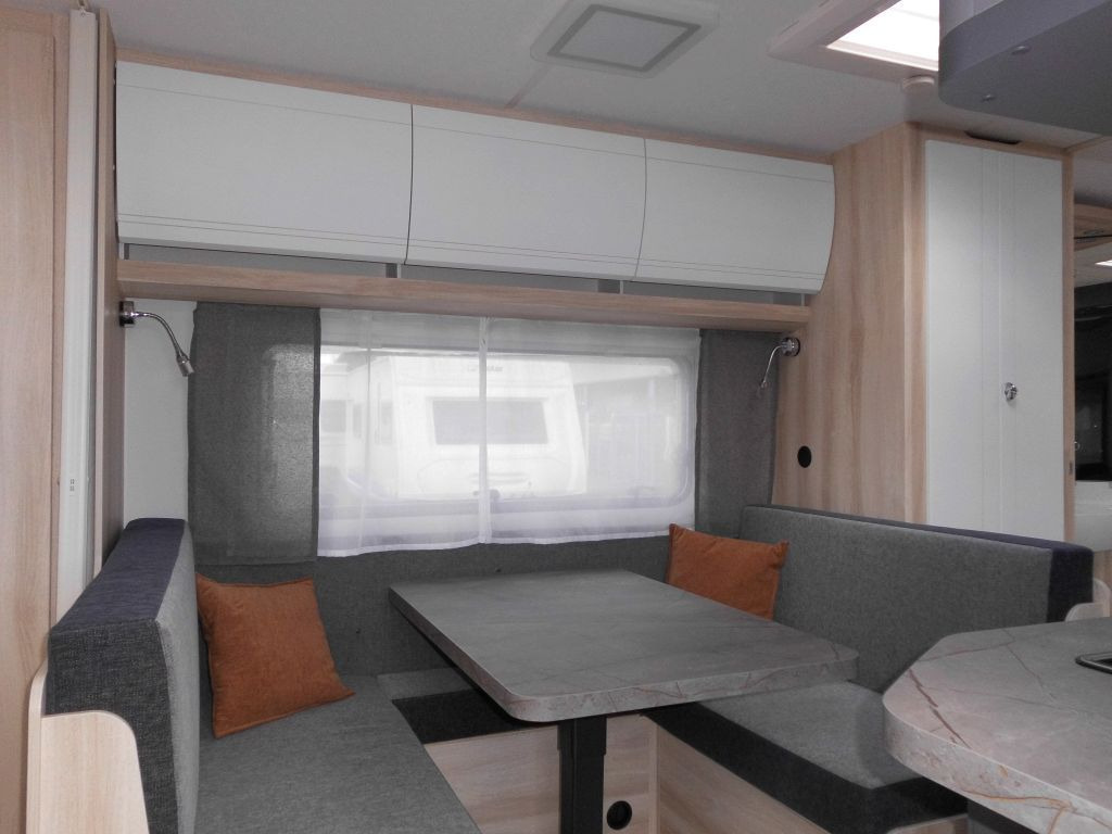 Hobby De Luxe 540 KMFe 2026 GARAGE AUTARK 1800kg. - Caravana: foto 5 Hobby De Luxe 540 KMFe 2026 GARAGE AUTARK 1800kg. - Caravana: foto 5