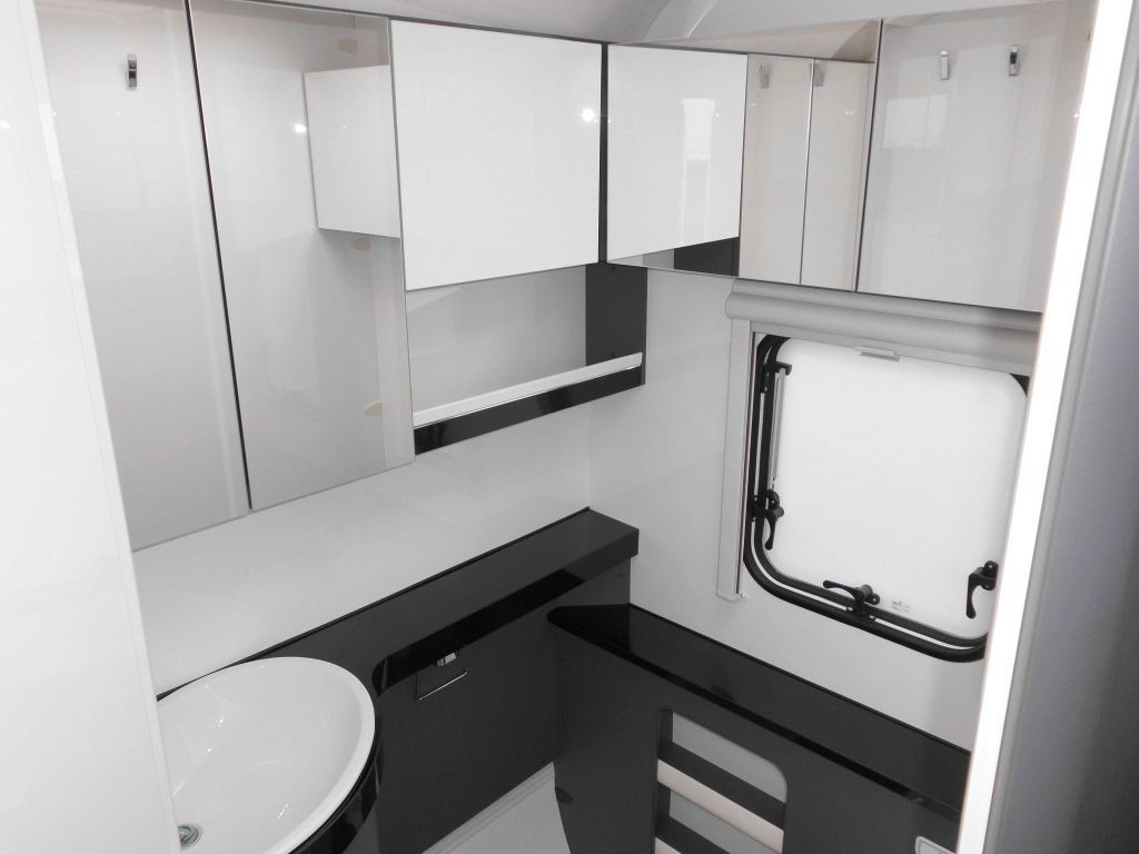 Caravana Hobby Excellent 460 SL %Lagerabverkauf% EXTRAS: foto 14 Caravana Hobby Excellent 460 SL %Lagerabverkauf% EXTRAS: foto 14