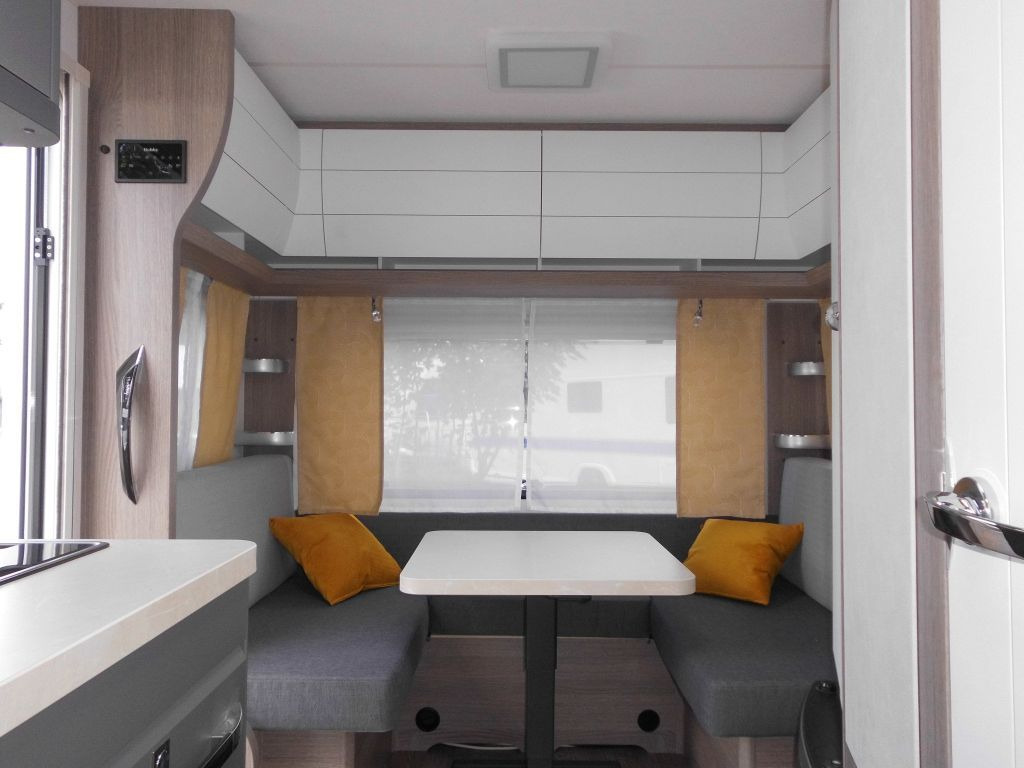 Caravana Hobby OnTour 460 DL 2026 BUGFENSTER 1500 ROLLROST: foto 1