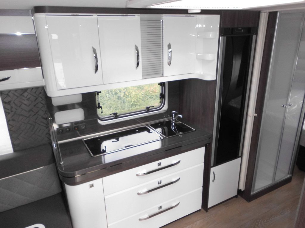 Hobby Prestige 650 UFf 2025 %Lagerabverkauf% - Caravana: foto 1 Hobby Prestige 650 UFf 2025 %Lagerabverkauf% - Caravana: foto 1