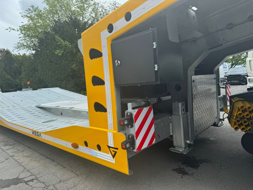 Vega Arla ZINK+LUFT+LED+Winde Vega Arla ZINK+LUFT+LED+Winde - Semirremolque portavehículos: foto 5 Vega Arla ZINK+LUFT+LED+Winde Vega Arla ZINK+LUFT+LED+Winde - Semirremolque portavehículos: foto 5