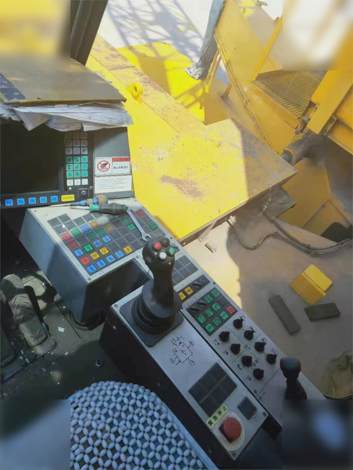 Grúa automontante 1994 LIEBHERR LHM1200HD: foto 15 Grúa automontante 1994 LIEBHERR LHM1200HD: foto 15