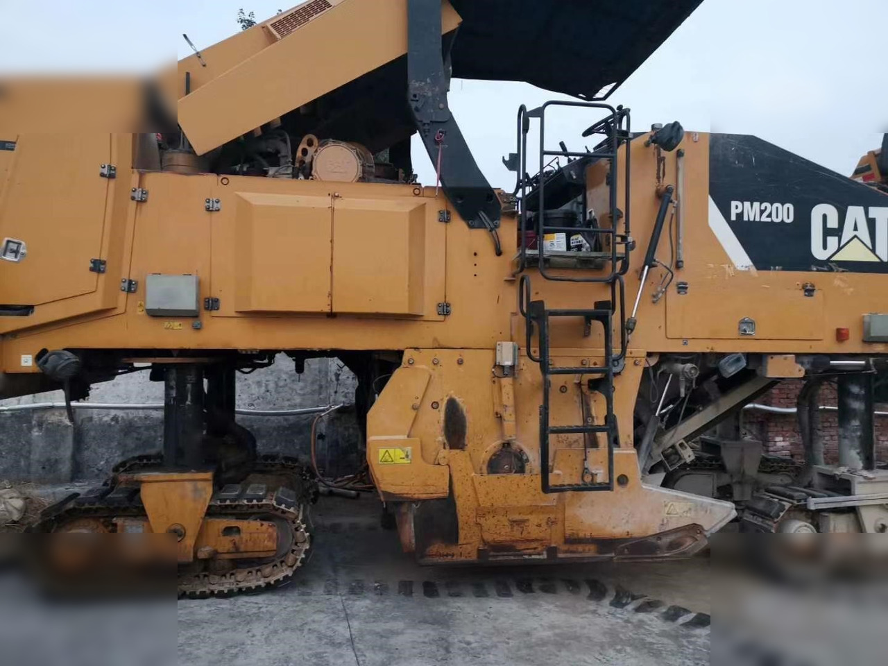 2011 CATERPILLAR PM-200 - Fresadora en frío: foto 5 2011 CATERPILLAR PM-200 - Fresadora en frío: foto 5