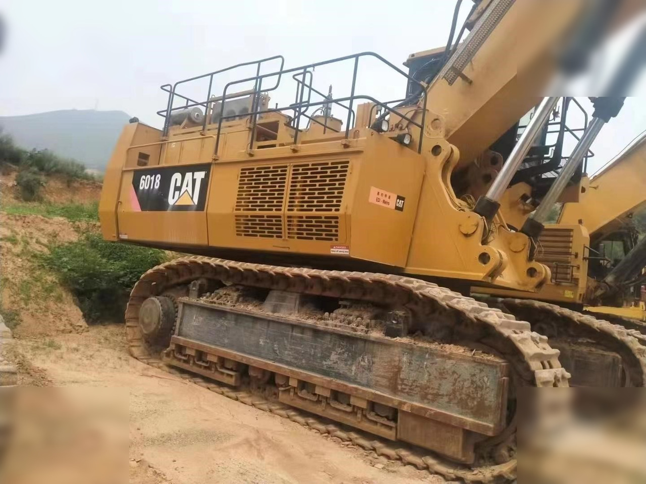 2013 CATERPILLAR 6018 - Excavadora de cadenas: foto 3 2013 CATERPILLAR 6018 - Excavadora de cadenas: foto 3