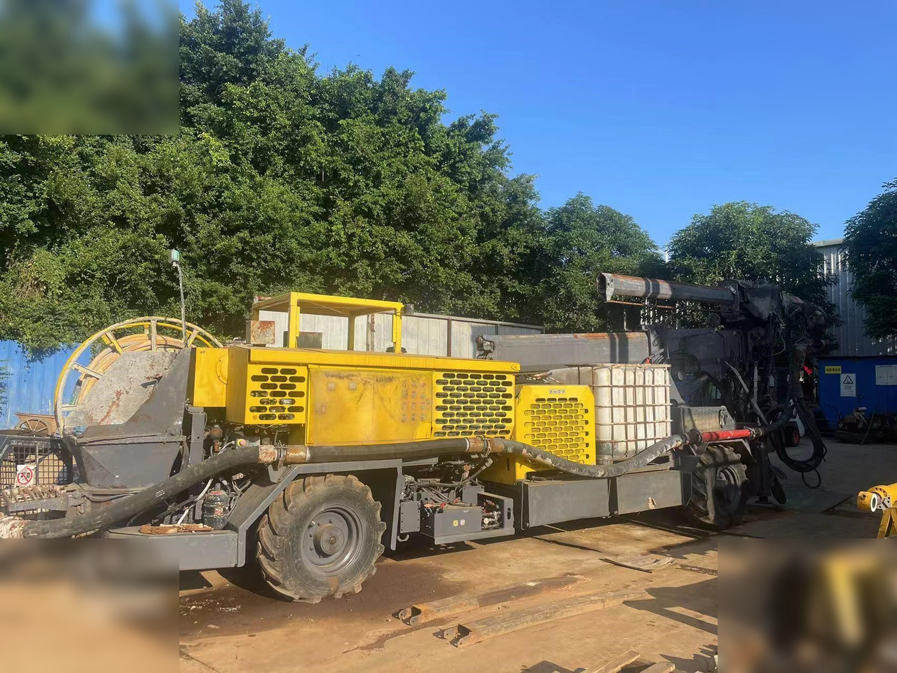 2016 EPIROC MEYCO ME5 MOUNTED ON 2016 ATLAS ARK254K - Bomba de hormigón: foto 2 2016 EPIROC MEYCO ME5 MOUNTED ON 2016 ATLAS ARK254K - Bomba de hormigón: foto 2