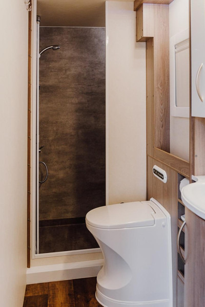 Autocaravana Scania G 410 XT 4x4 FULLY EQUIPPED EXPEDITION TRUCK: foto 16 Autocaravana Scania G 410 XT 4x4 FULLY EQUIPPED EXPEDITION TRUCK: foto 16