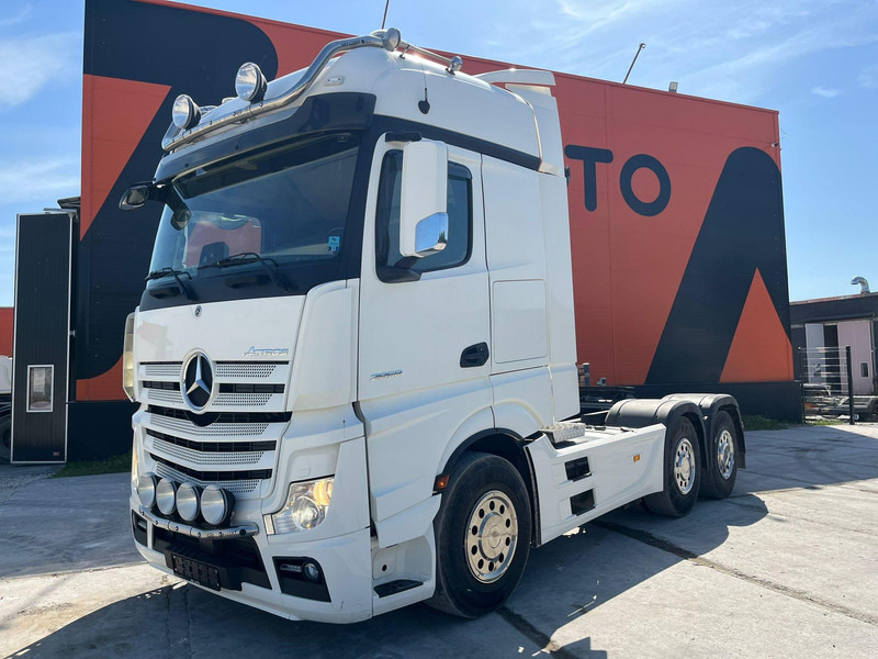 Mercedes-Benz Actros 2858 6x4 BIG SPACE / RETARDER / PTO / ADR - Cabeza tractora: foto 2 Mercedes-Benz Actros 2858 6x4 BIG SPACE / RETARDER / PTO / ADR - Cabeza tractora: foto 2