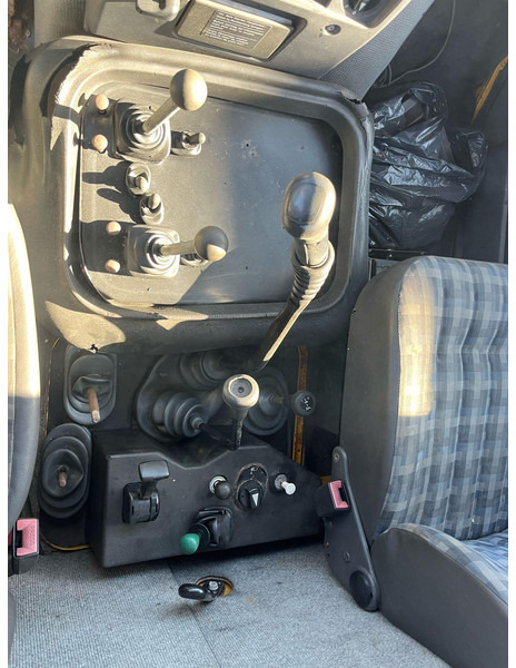 Cabeza tractora Mercedes-Benz Unimog U130 4x4: foto 19 Cabeza tractora Mercedes-Benz Unimog U130 4x4: foto 19