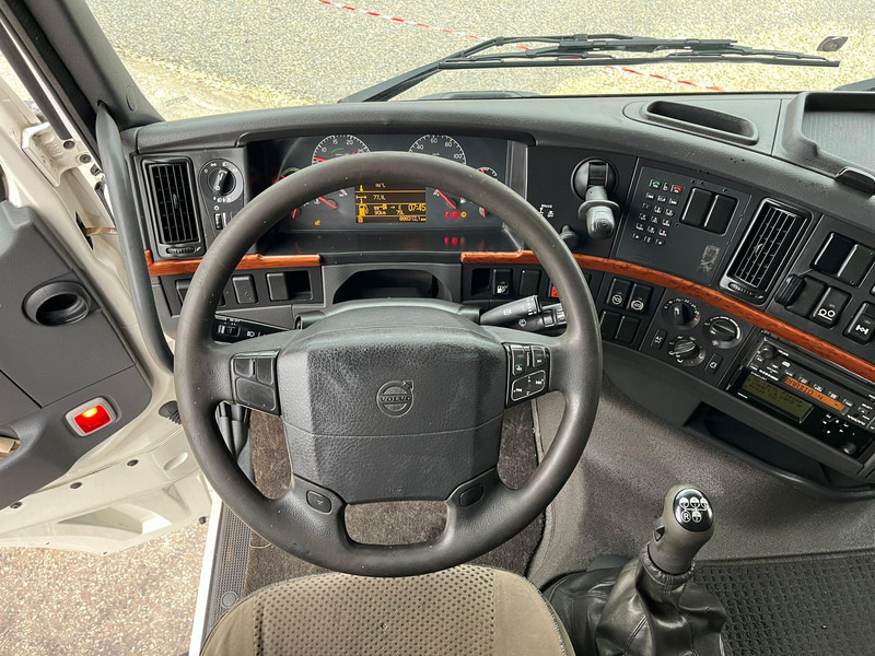 Cabeza tractora Volvo FH 12 460 6x2 GLOBE XL / DOUBLE BOGIE: foto 16
