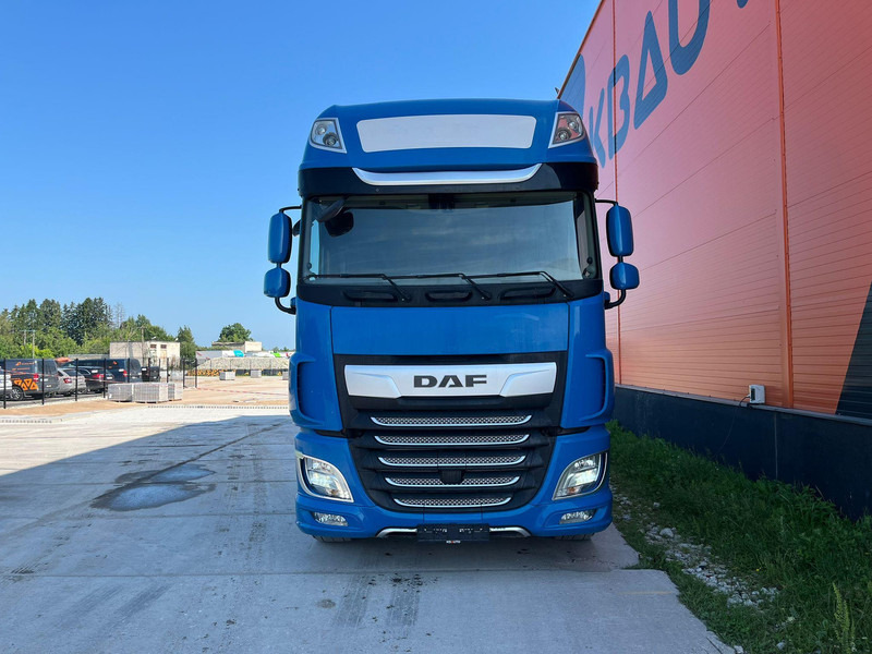 DAF XF 530 6x2 CHASSIS L=6120 mm - Camión chasis: foto 3 DAF XF 530 6x2 CHASSIS L=6120 mm - Camión chasis: foto 3