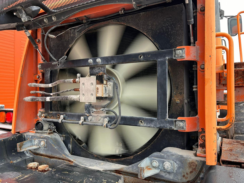 Cargadora de ruedas Doosan DL 300 4x4 AC / CENTRAL LUBRICATION: foto 14