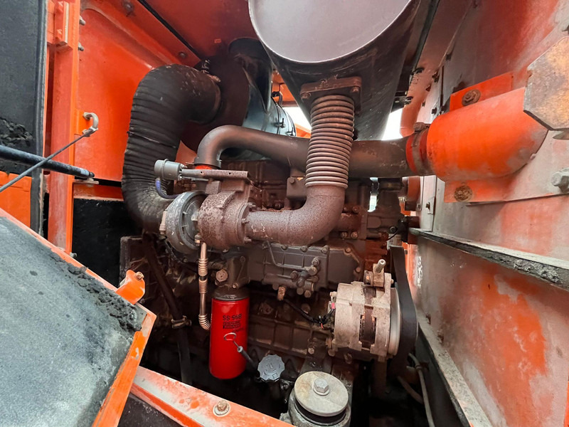 Cargadora de ruedas Doosan DL 300 4x4 AC / CENTRAL LUBRICATION: foto 16