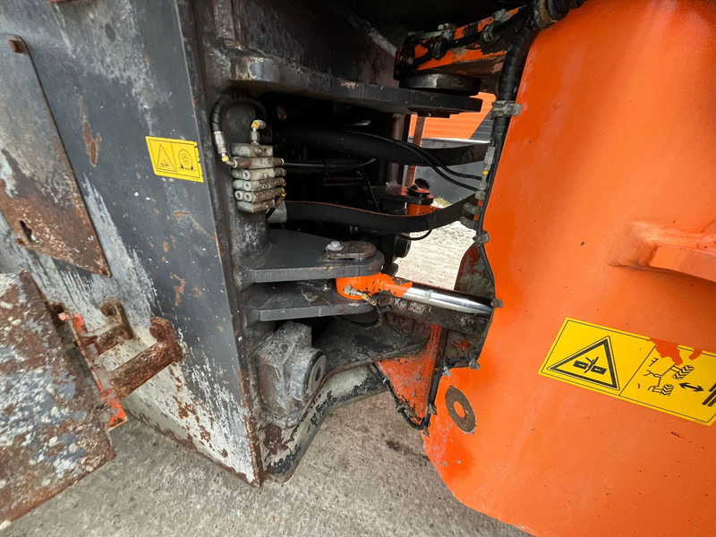 Cargadora de ruedas Doosan DL 300 4x4 AC / CENTRAL LUBRICATION: foto 12