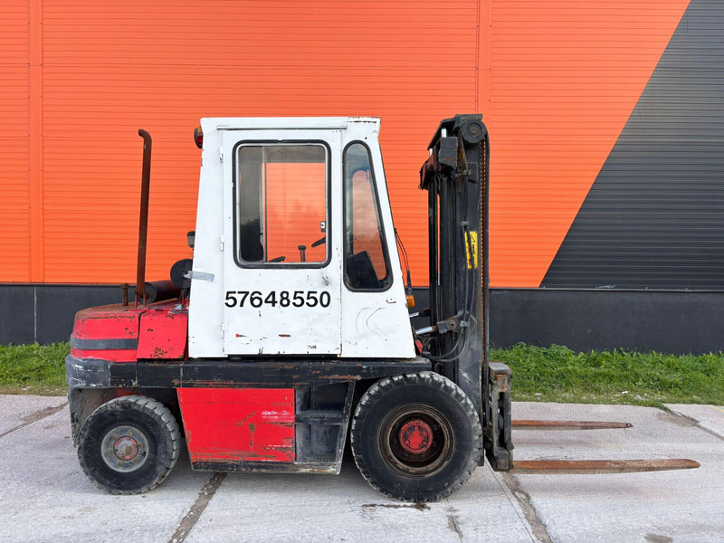 Kalmar DB 4-500 - Carretilla elevadora diésel: foto 4 Kalmar DB 4-500 - Carretilla elevadora diésel: foto 4