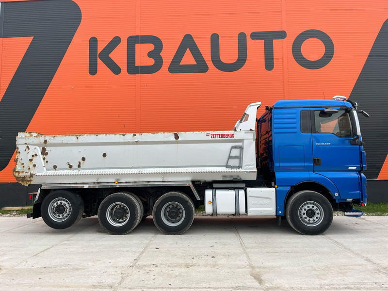 MAN TGX 35.640 8x4*4 INTARDER / BOX L=6010 mm - Camión volquete: foto 5 MAN TGX 35.640 8x4*4 INTARDER / BOX L=6010 mm - Camión volquete: foto 5