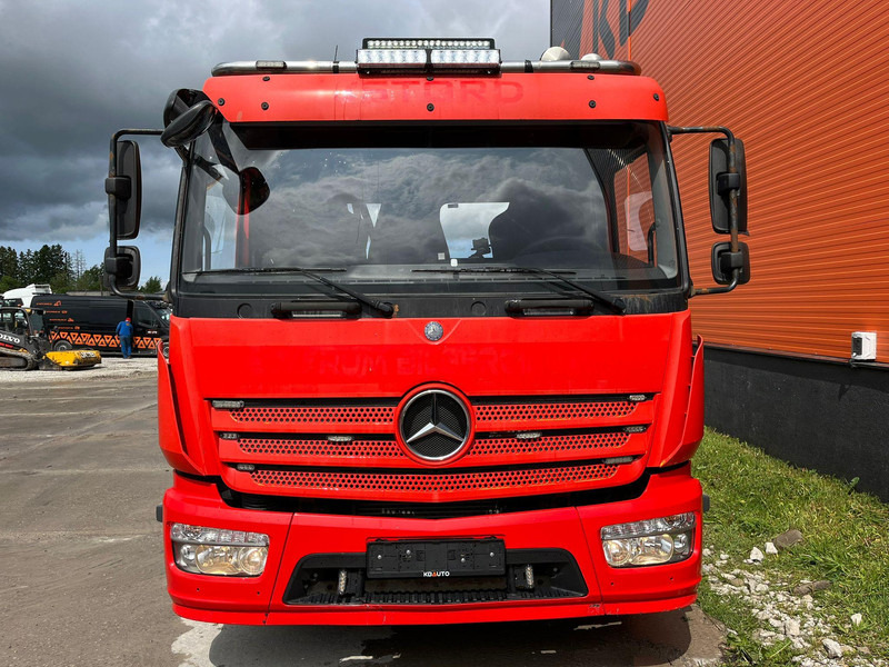 Mercedes-Benz ATEGO 1224 4x2 JIGE SIMPLEX 5T / 2x WINCH / PLATFORM L=5702 mm - Grua de remolque autos: foto 3 Mercedes-Benz ATEGO 1224 4x2 JIGE SIMPLEX 5T / 2x WINCH / PLATFORM L=5702 mm - Grua de remolque autos: foto 3